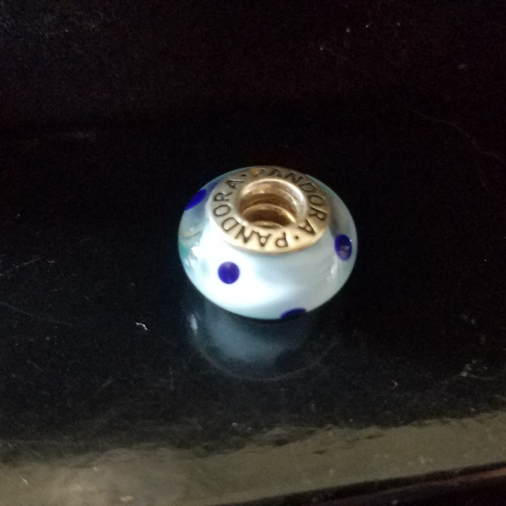 Pandora Charm (blue dot) - Picture 3 of 5